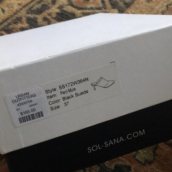 UO Black Suede Mule kitten heels - size 37 - Picture 5 of 5